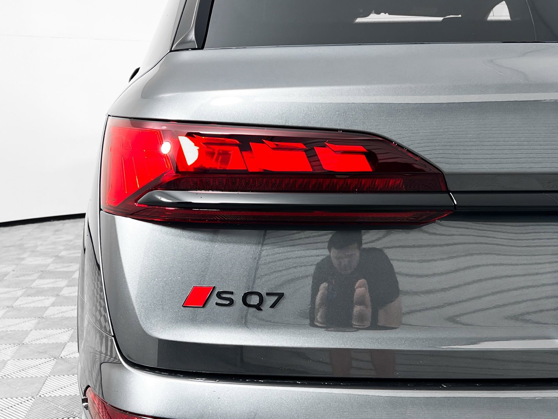 New 2026 Audi SQ7 Prestige image 13