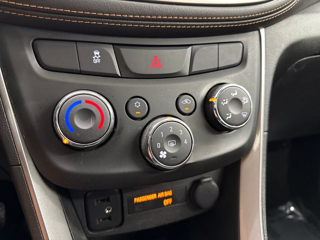 Used 2018 Chevrolet Trax LS FWD image 22