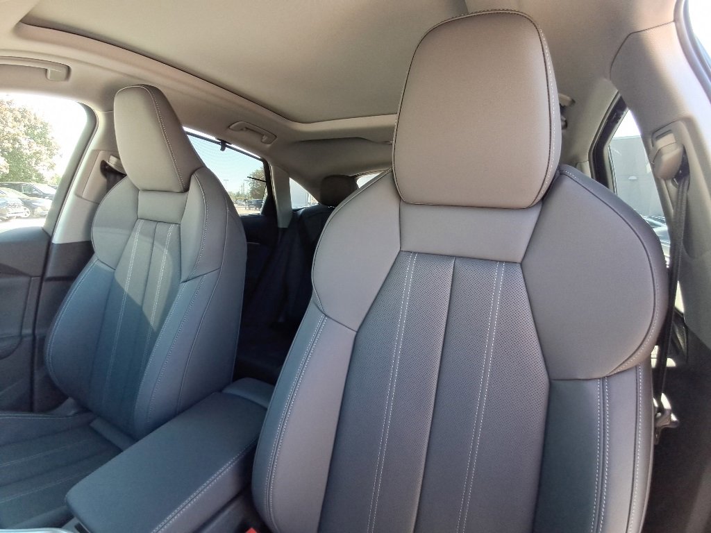 New 2025 Audi Q5 Premium Plus image 12