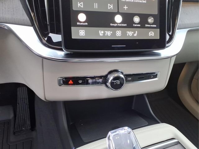 New 2026 Volvo XC90 T8 Ultra w/ Protection Package Premier image 19