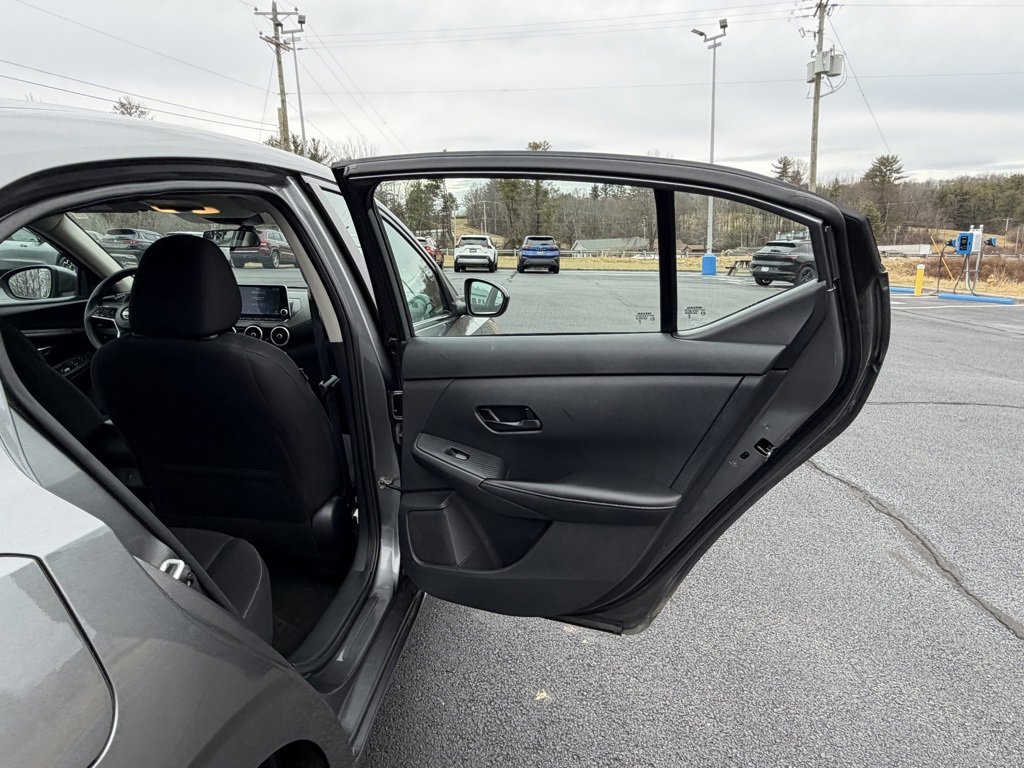 Used 2024 Nissan Sentra SV image 16