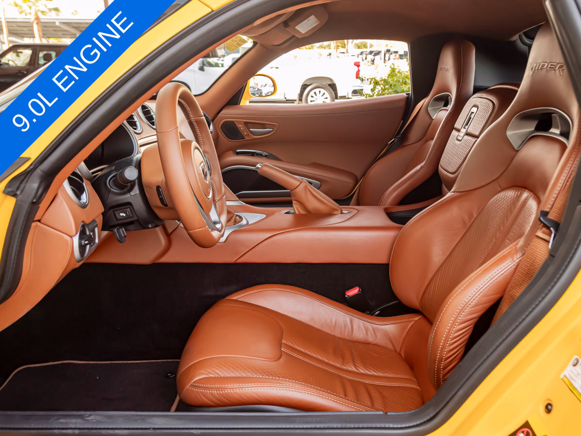 Used 2014 SRT Viper GTS w/ GTS Laguna Interior Package RWD image 17