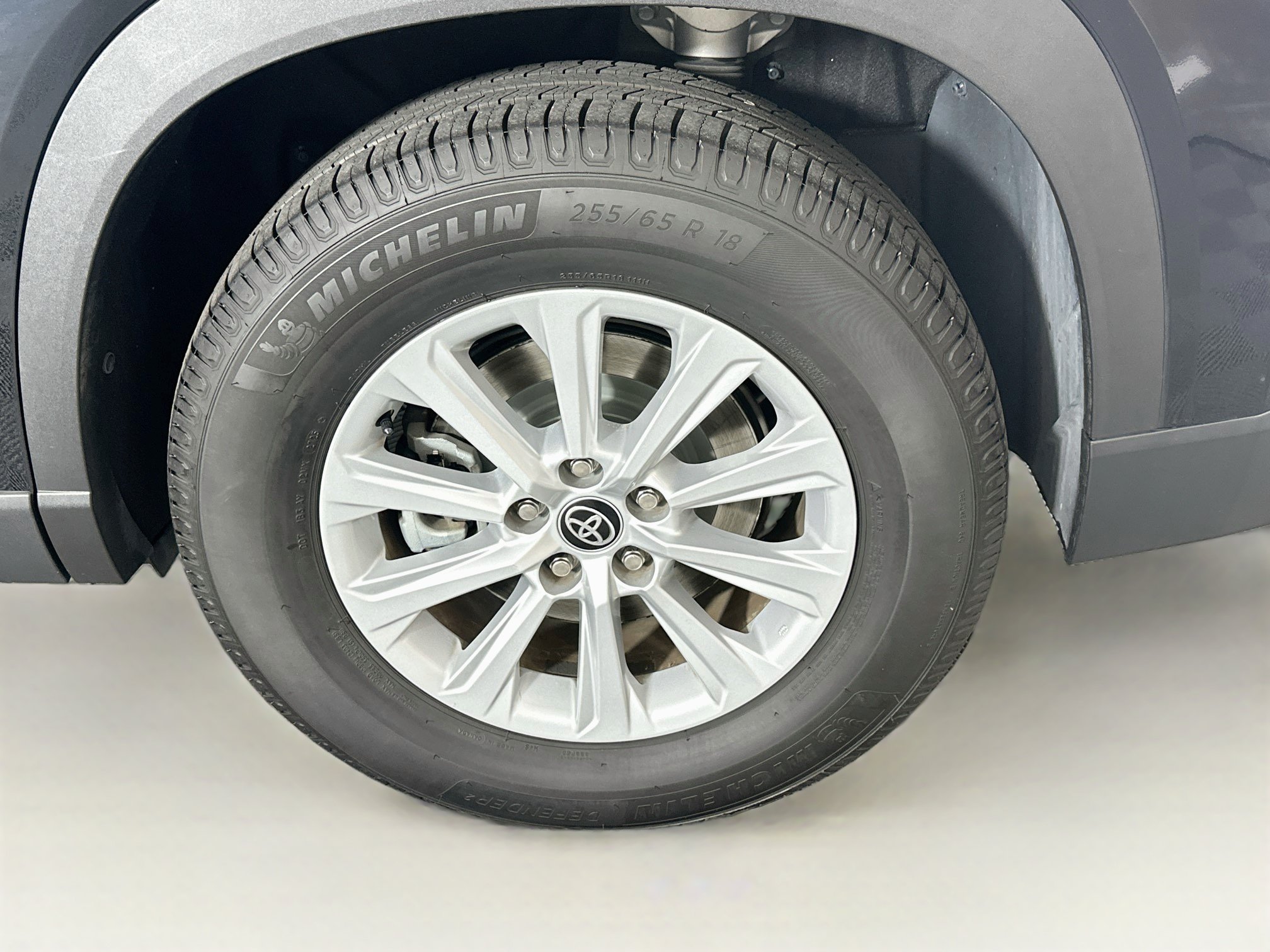 Used 2024 Toyota Grand Highlander AWD image 11