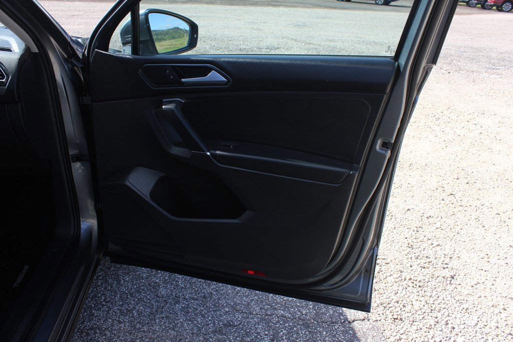 Used 2019 Volkswagen Tiguan S AWD/4WD image 32