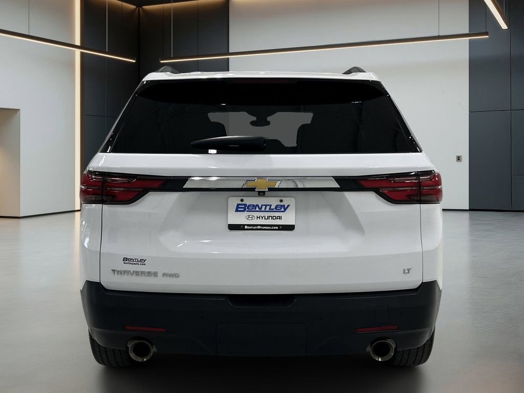 Used 2022 Chevrolet Traverse LT w/ LPO, Floor Liner Package AWD/4WD image 5