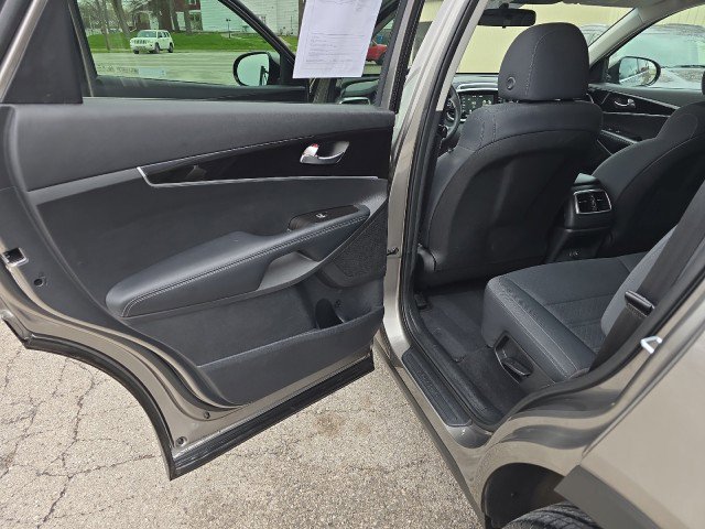 Used 2019 Kia Sorento L image 28