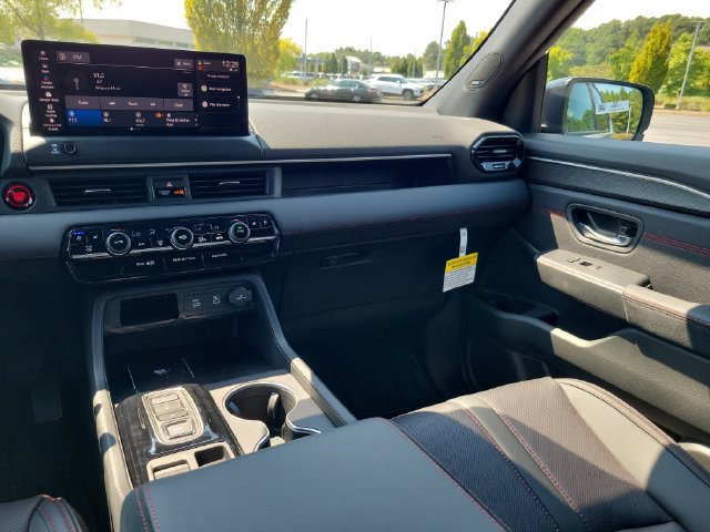New 2026 Honda Pilot Black Edition image 13