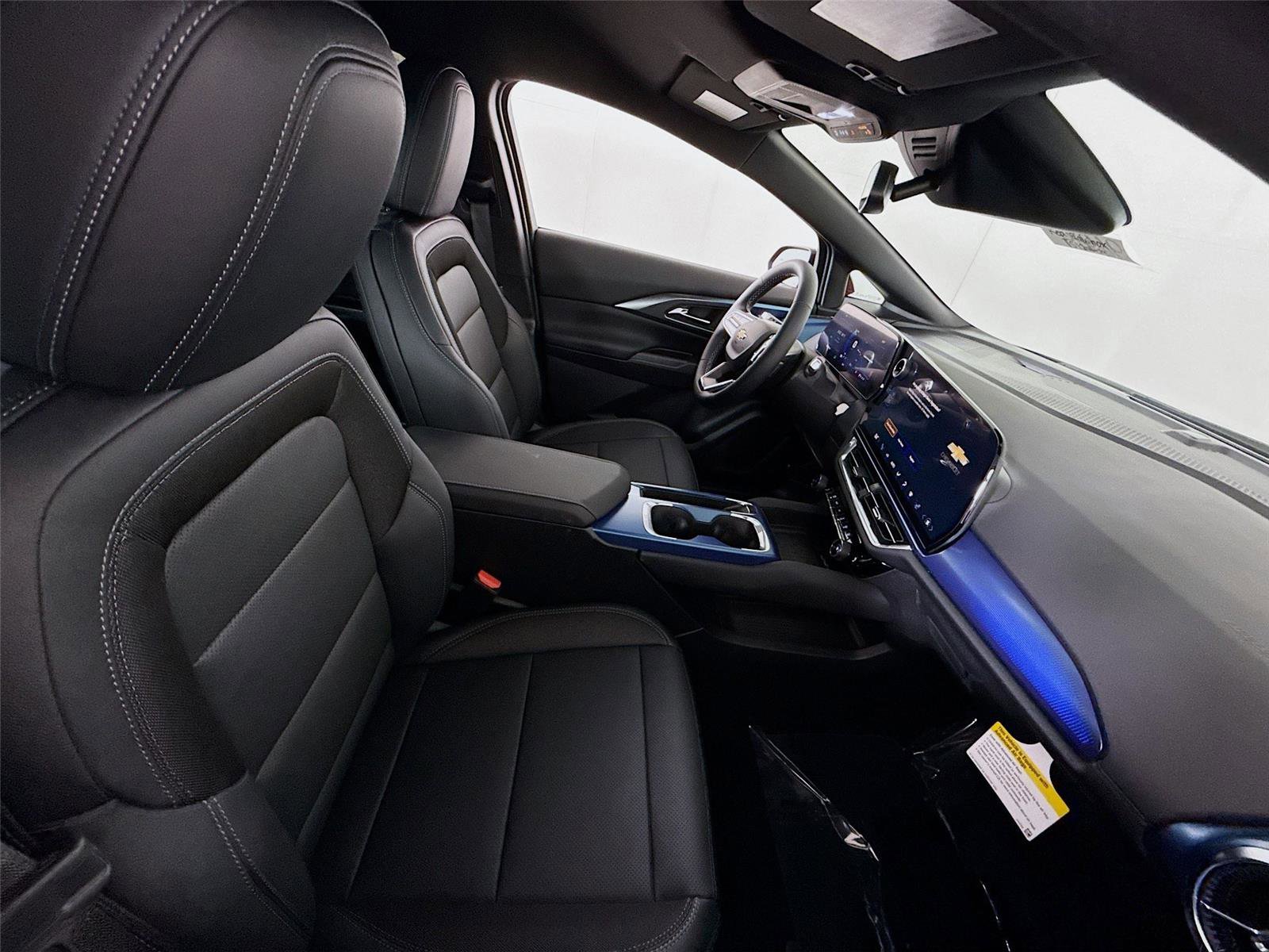 New 2026 Chevrolet Equinox EV LT image 21