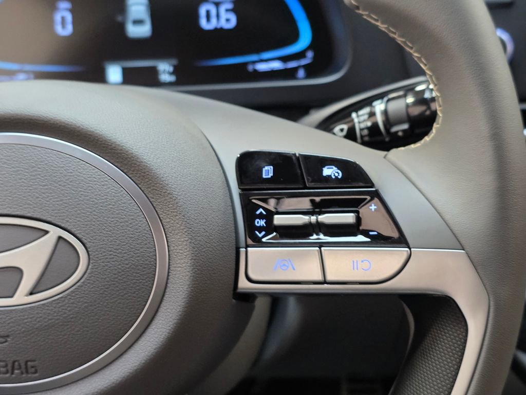 New 2026 Hyundai Elantra Sport FWD image 12