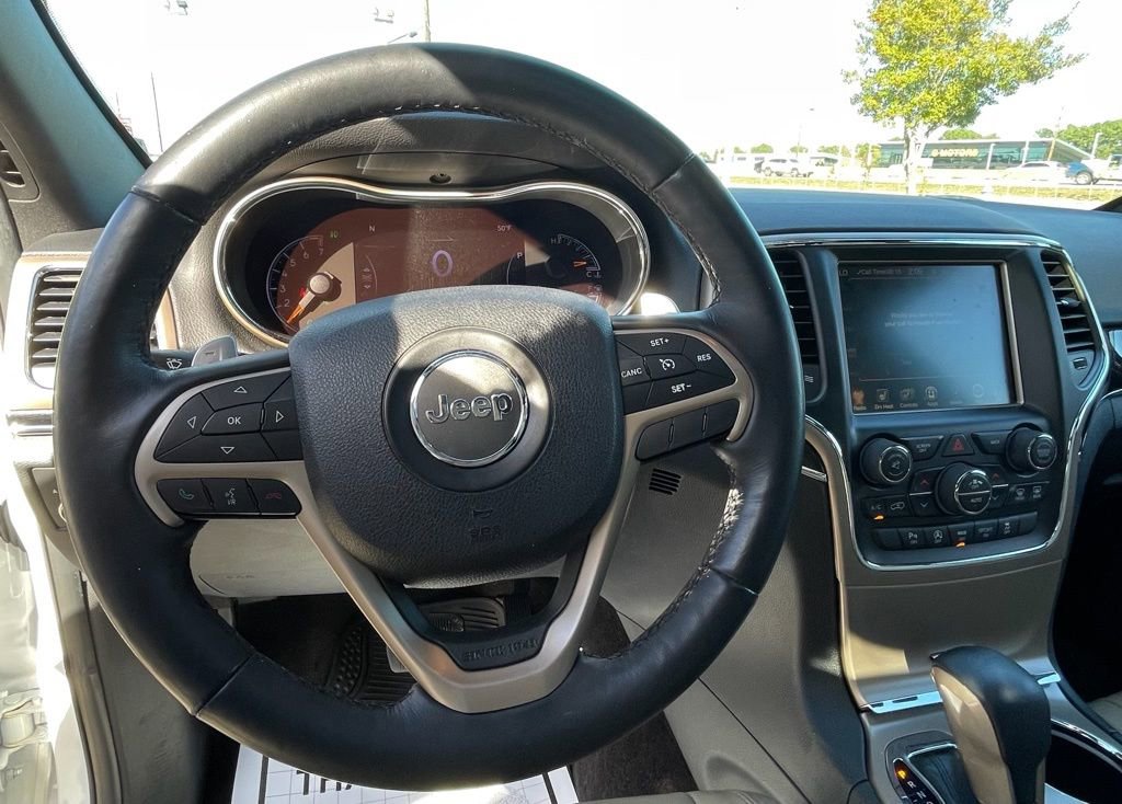 Used 2016 Jeep Grand Cherokee Limited 75th Anniversary image 18