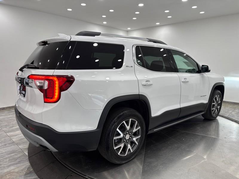 Used 2023 GMC Acadia SLE w/ Driver Convenience Package image 7