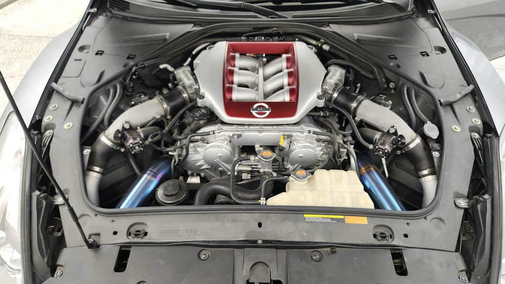 Used 2012 Nissan GT-R Black Edition AWD/4WD image 24