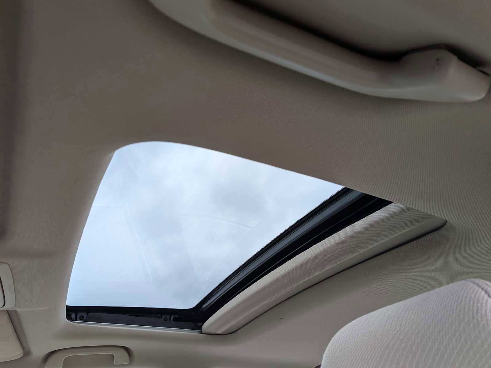 Certified 2017 Honda Accord EX image 17