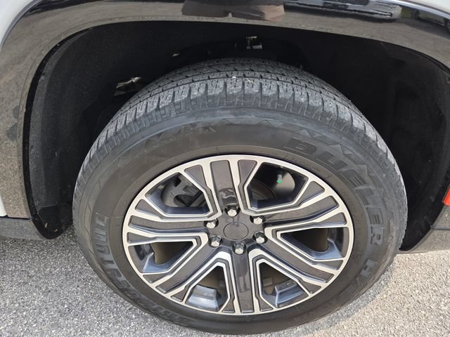 Used 2024 Jeep Wagoneer 2WD w/ Premium Group I image 10