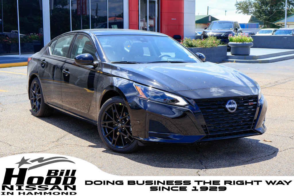 New 2026 Nissan Altima 2.5 SR w/ SR Midnight Edition Package