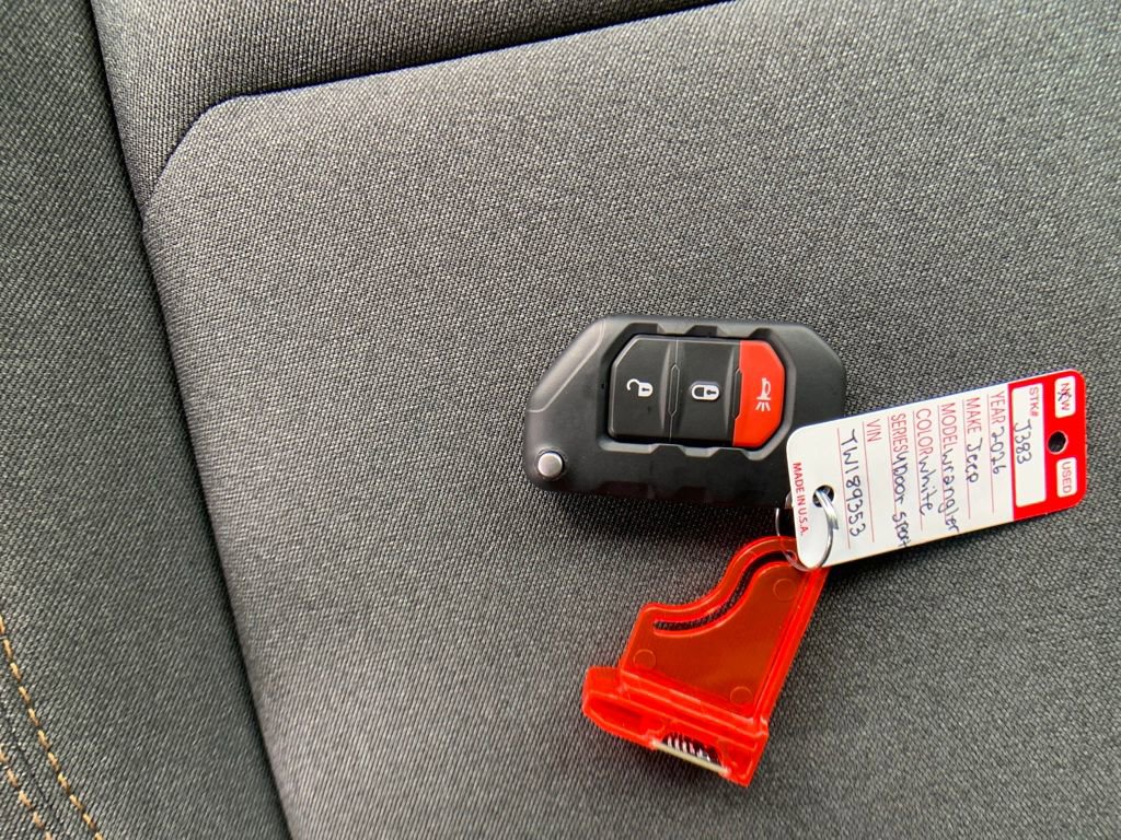 New 2026 Jeep Wrangler Willys AWD/4WD image 30