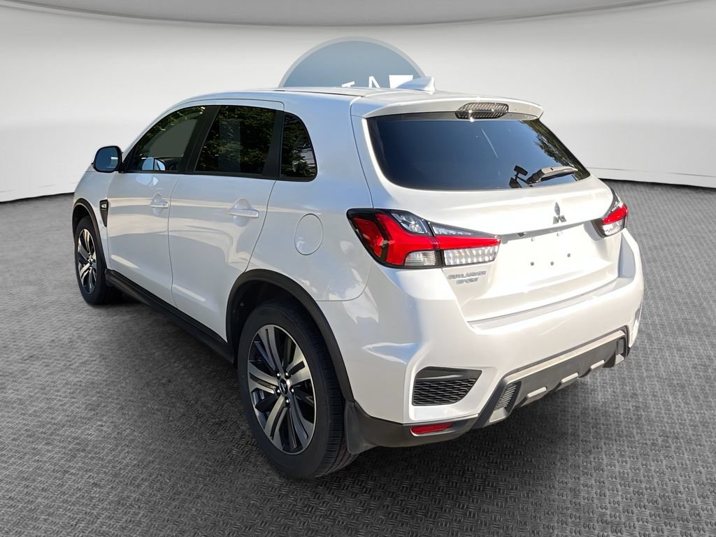 Used 2022 Mitsubishi Outlander Sport ES FWD image 6