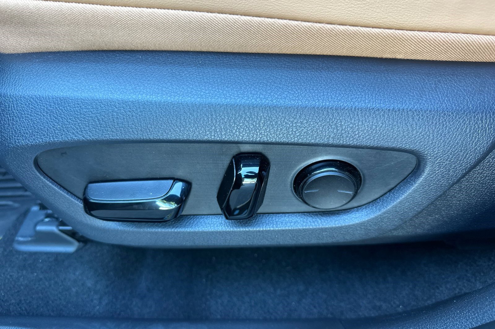 Used 2026 Lexus NX 350 AWD w/ Accessory Package (2T) image 14