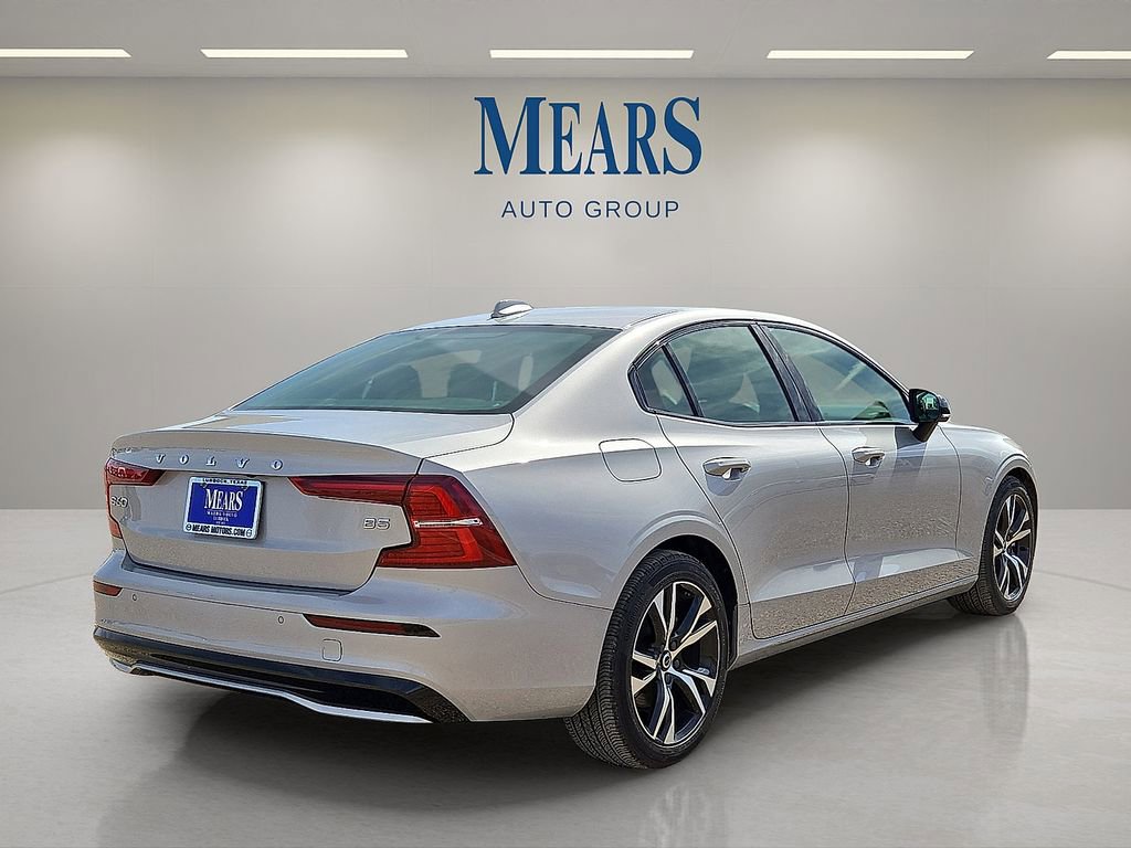 Used 2024 Volvo S60 B5 Core image 6