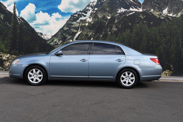 Used 2005 Toyota Avalon XL image 7
