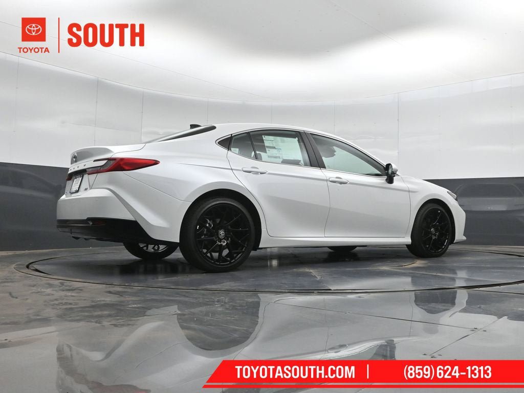 New 2026 Toyota Camry XLE FWD image 39