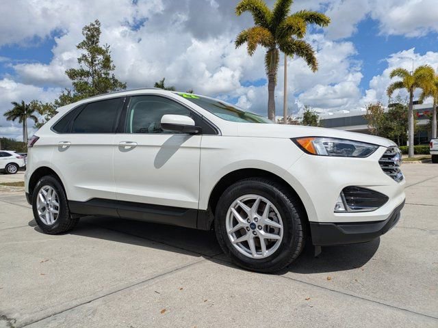 Certified 2022 Ford Edge SEL w/ Convenience Package image 2