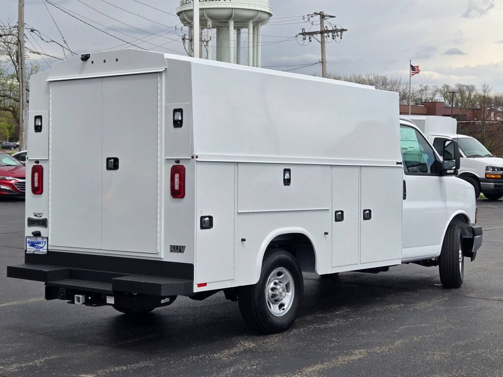New 2026 Chevrolet Express 3500 w/ Power Convenience Package RWD image 10