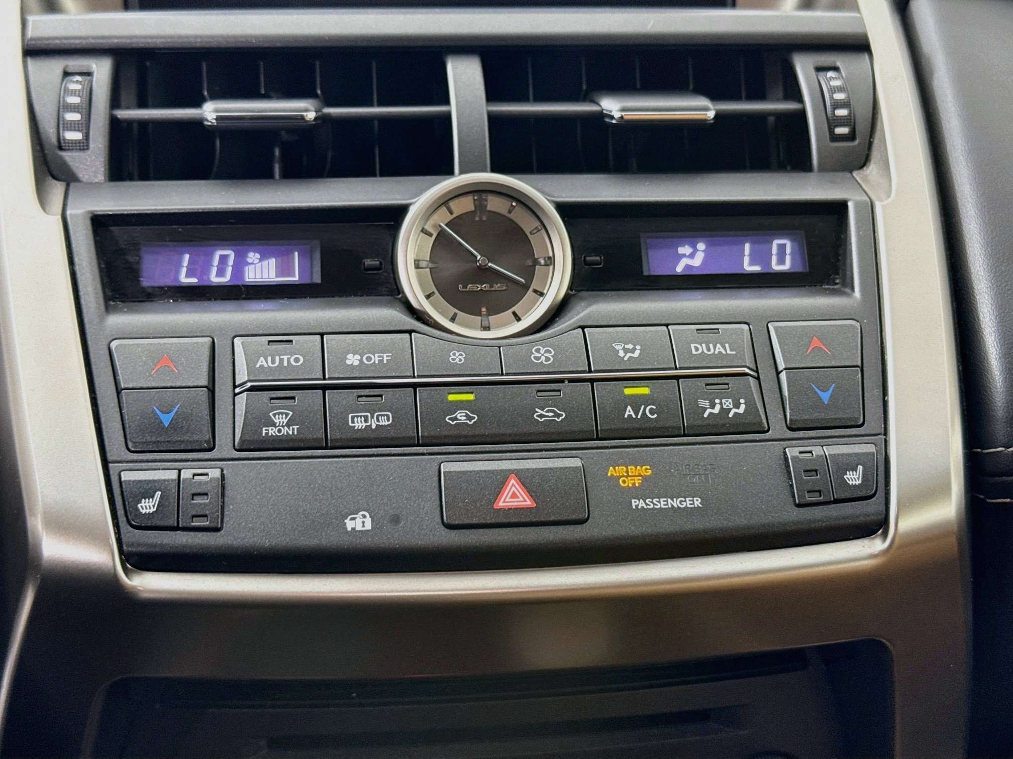 Used 2016 Lexus NX 200t FWD w/ Accessory Package image 16