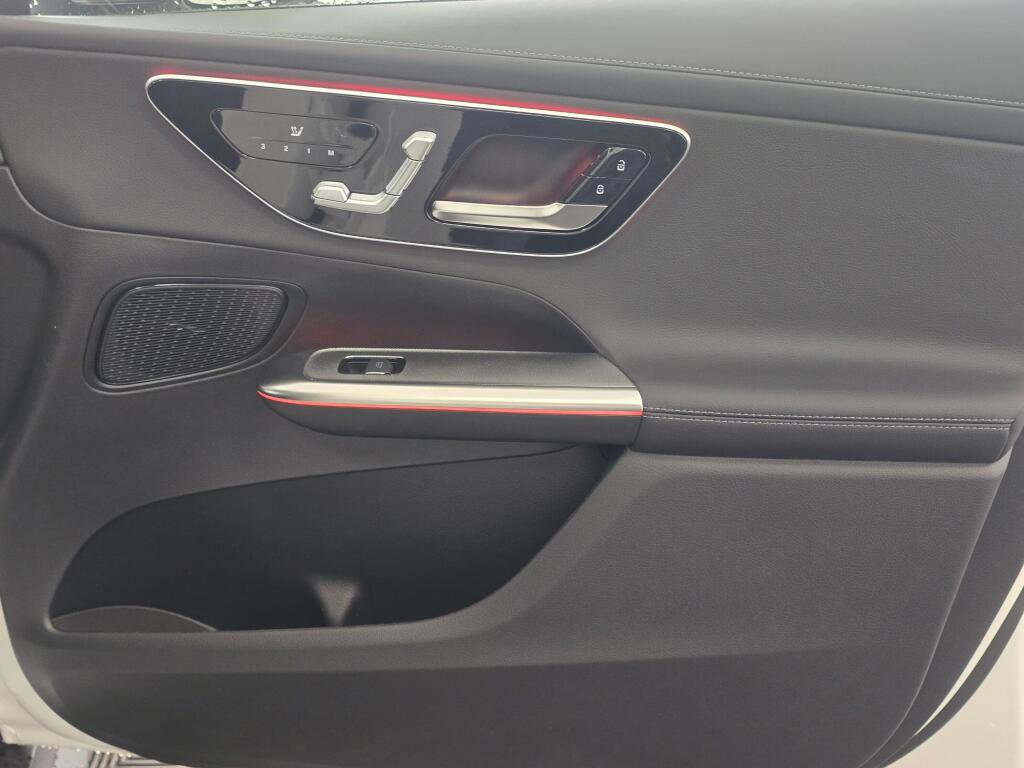 New 2026 Mercedes-Benz GLC 300 4MATIC image 25