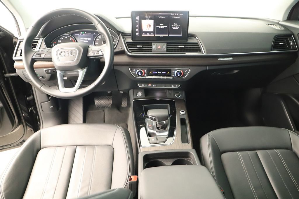 Certified 2023 Audi Q5 2.0T Premium w/ Convenience Package AWD/4WD image 18