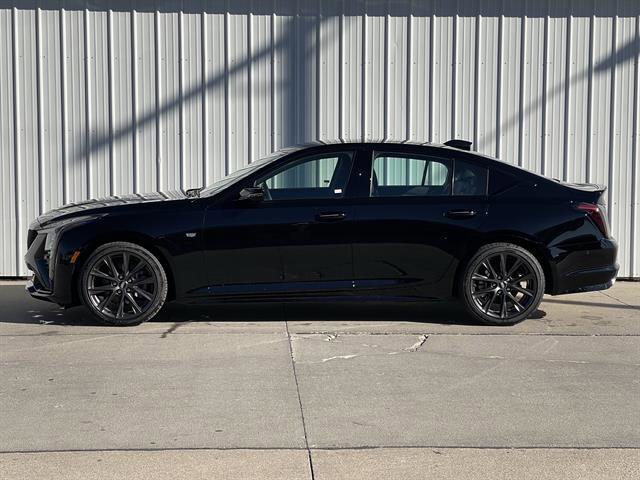 New 2026 Cadillac CT5 Sport w/ Technology Package RWD image 9