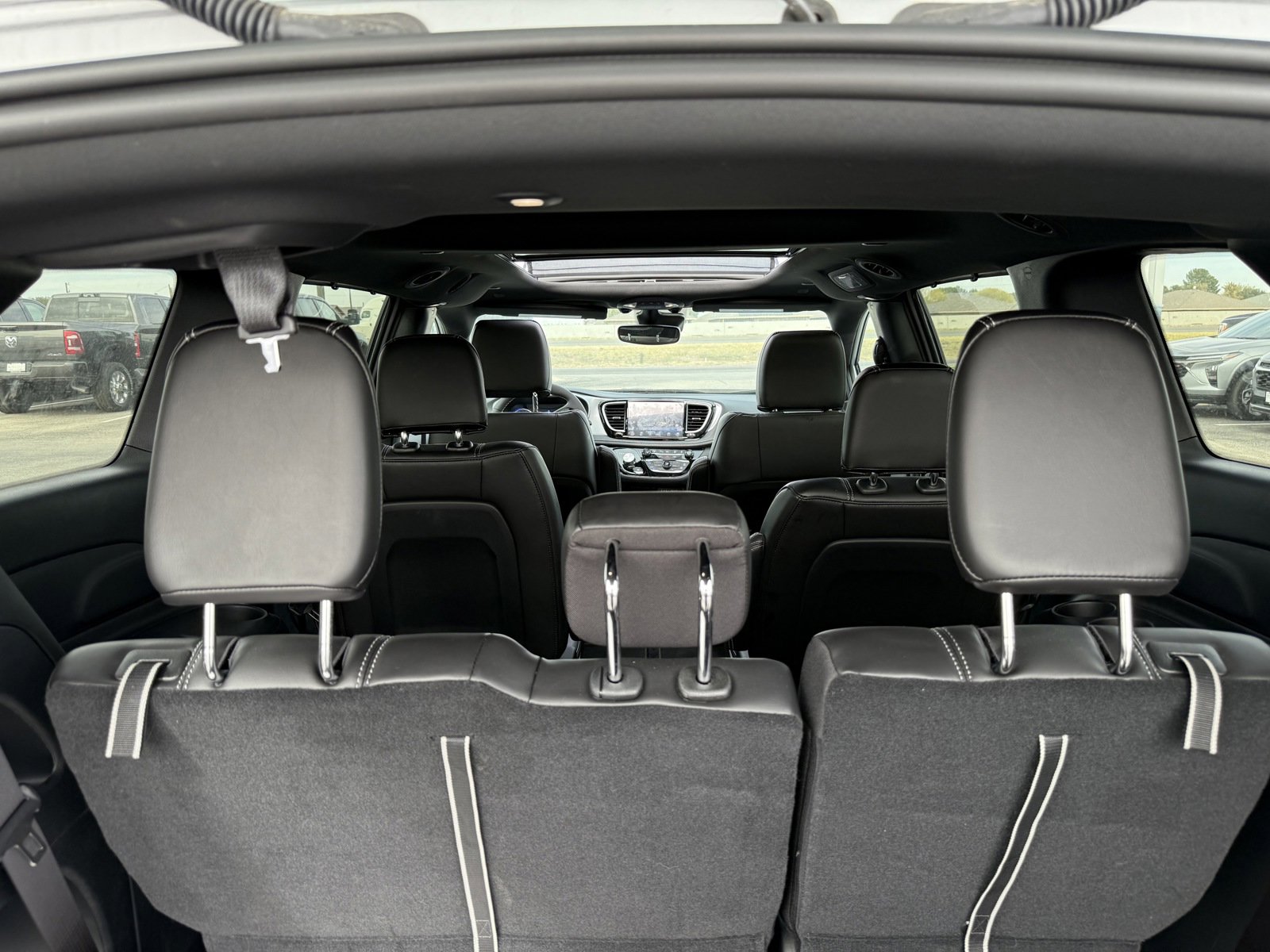 New 2024 Chrysler Pacifica Touring-L w/ S Appearance Package image 34