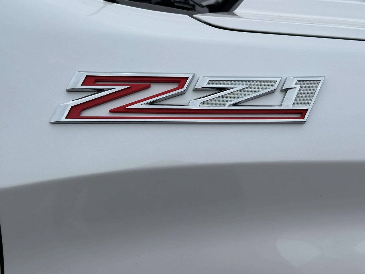 Used 2020 Chevrolet Silverado 1500 LTZ w/ Z71 Off-Road Package AWD/4WD image 42