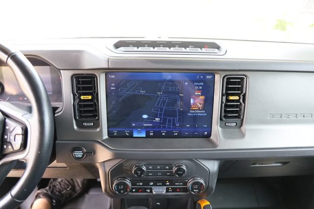 Used 2024 Ford Bronco Badlands AWD/4WD image 16