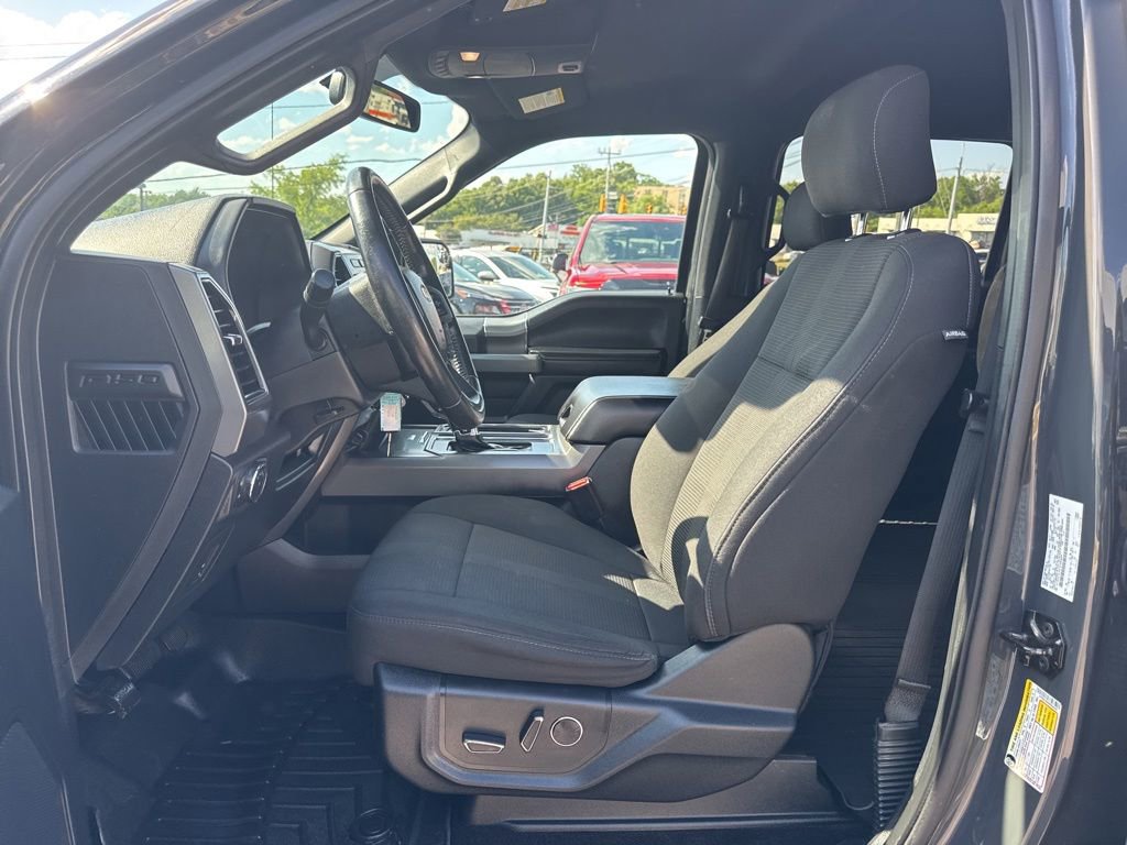 Used 2017 Ford F150 XLT w/ Equipment Group 302A Luxury AWD/4WD image 13