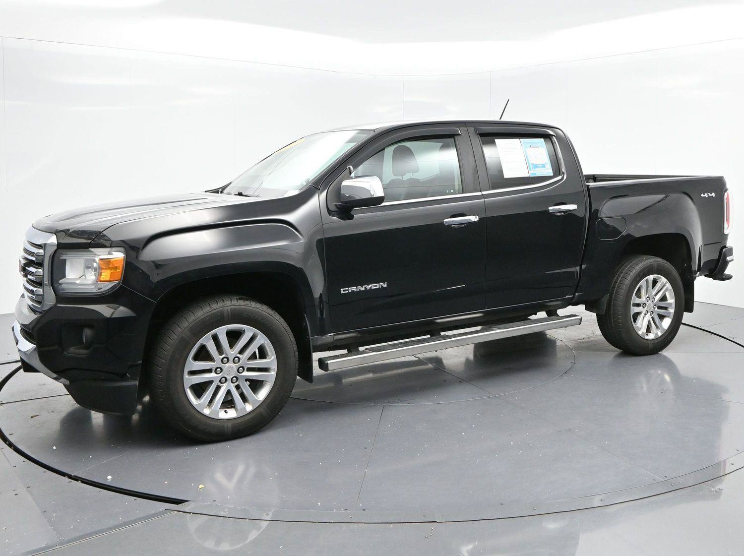 Used 2019 GMC Canyon SLT w/ Driver Alert Package AWD/4WD image 4