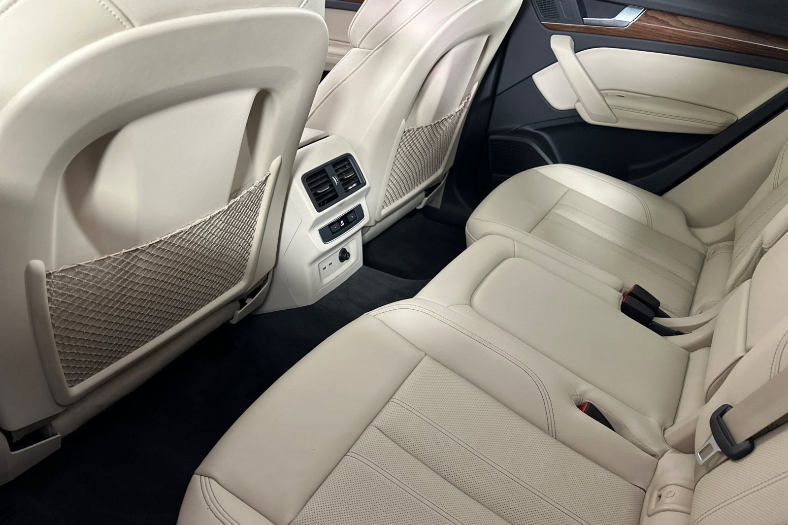 Used 2023 Audi Q5 2.0T Premium Plus w/ Premium Plus Package image 11