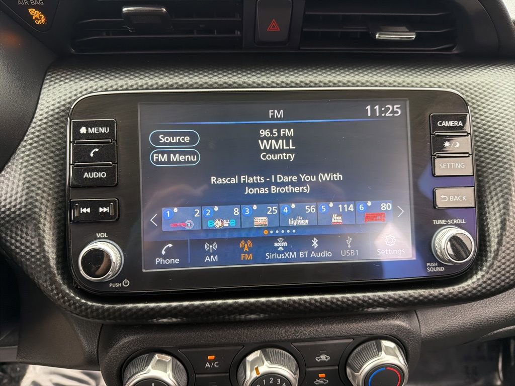 Used 2023 Nissan Kicks SV image 17