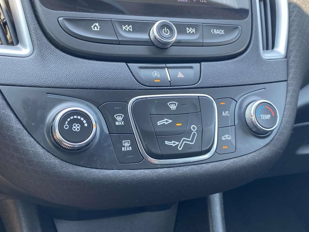 Used 2021 Chevrolet Malibu RS FWD image 24