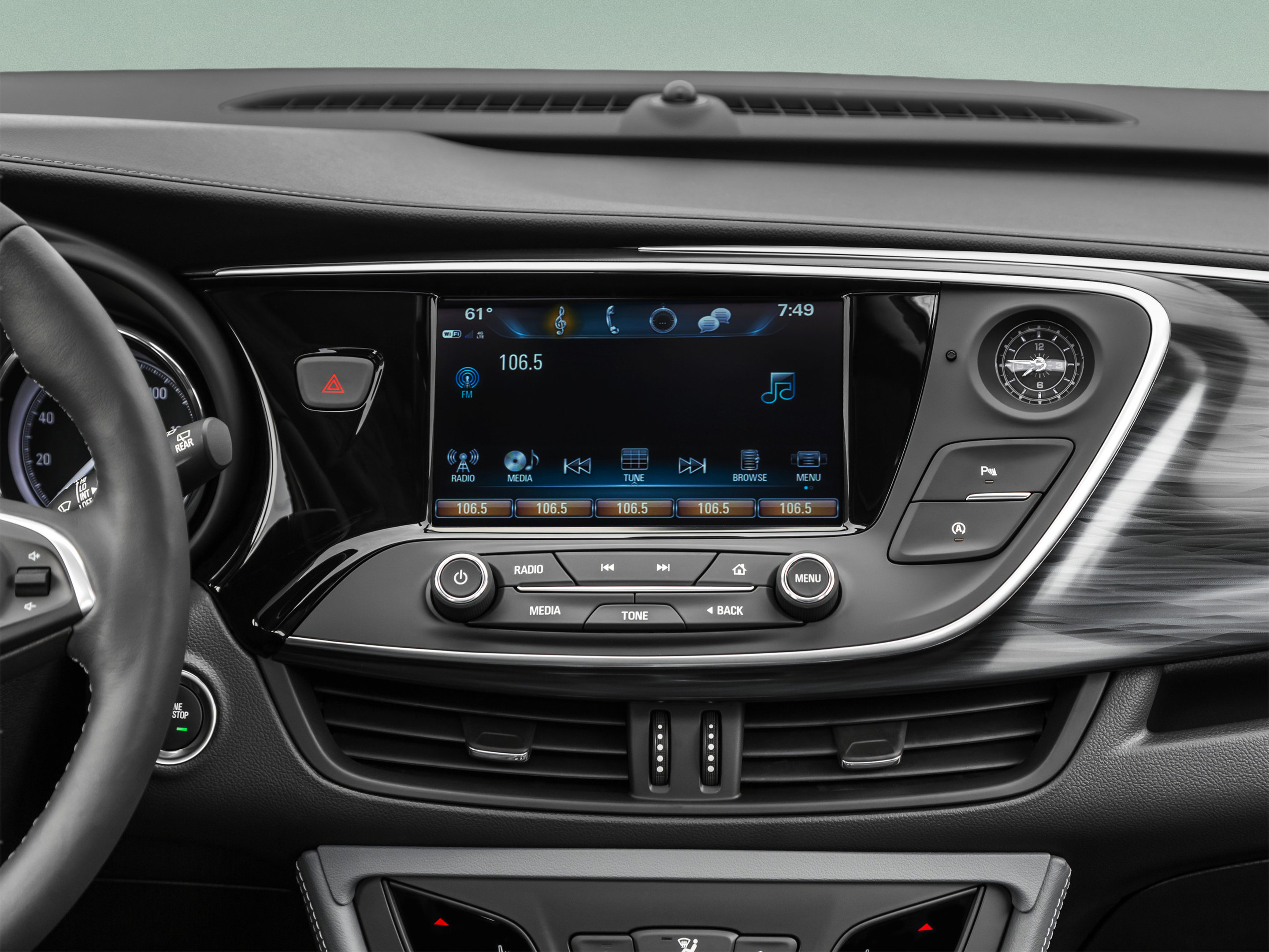 Used 2020 Buick Envision Essence FWD image 18