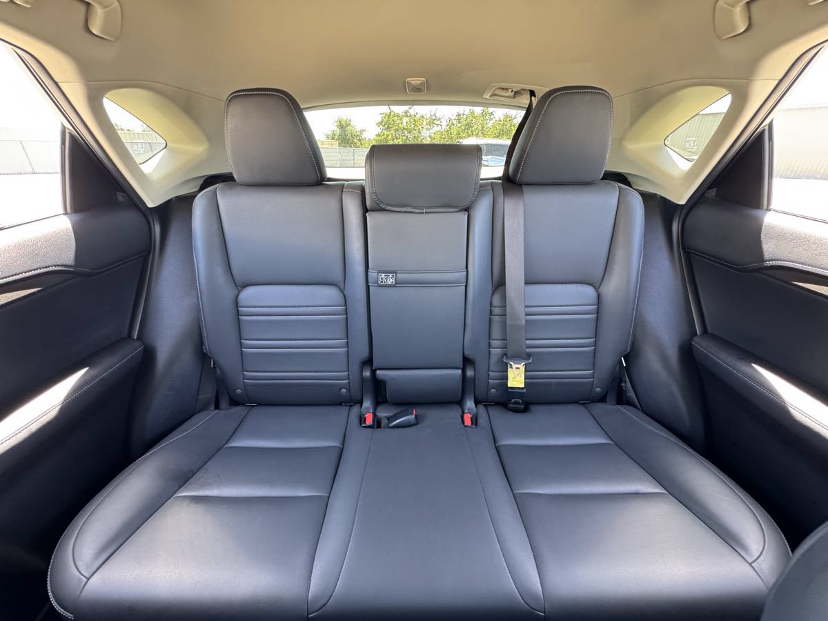 Used 2018 Lexus NX 300 FWD image 35