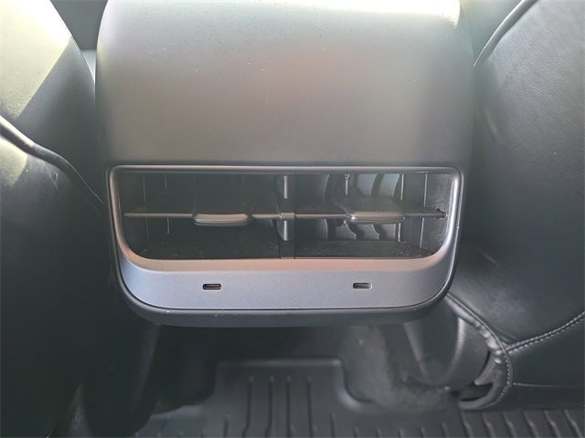 Used 2023 Tesla Model Y Long Range image 10