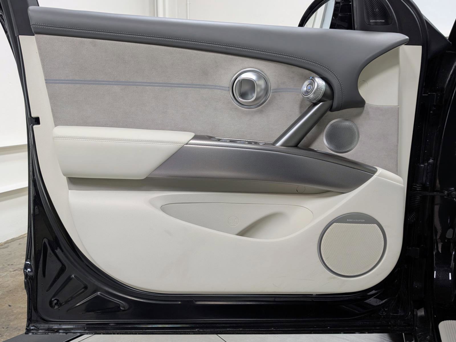 Used 2025 Genesis GV60 Performance image 12