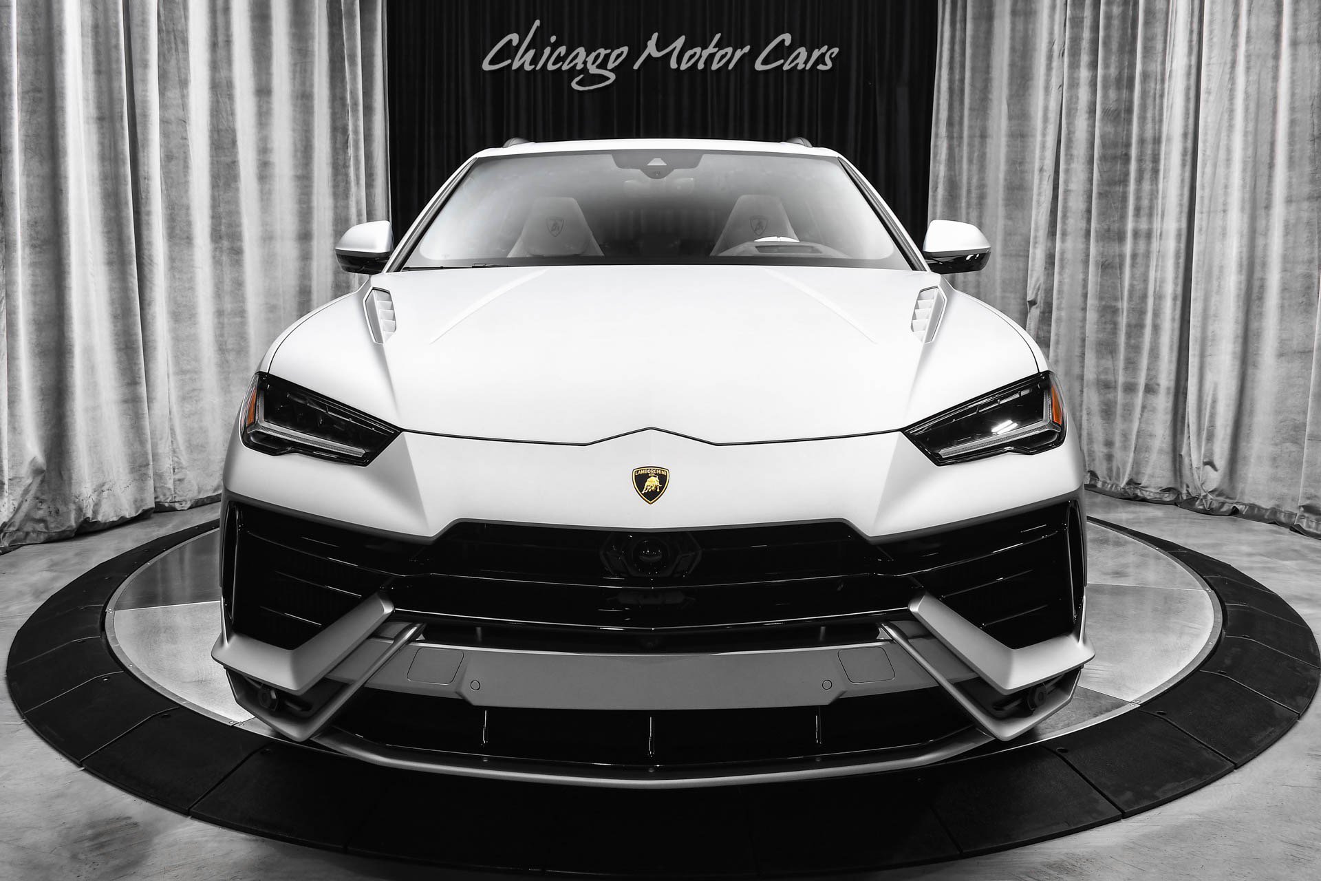 Used 2024 Lamborghini Urus S AWD/4WD image 7