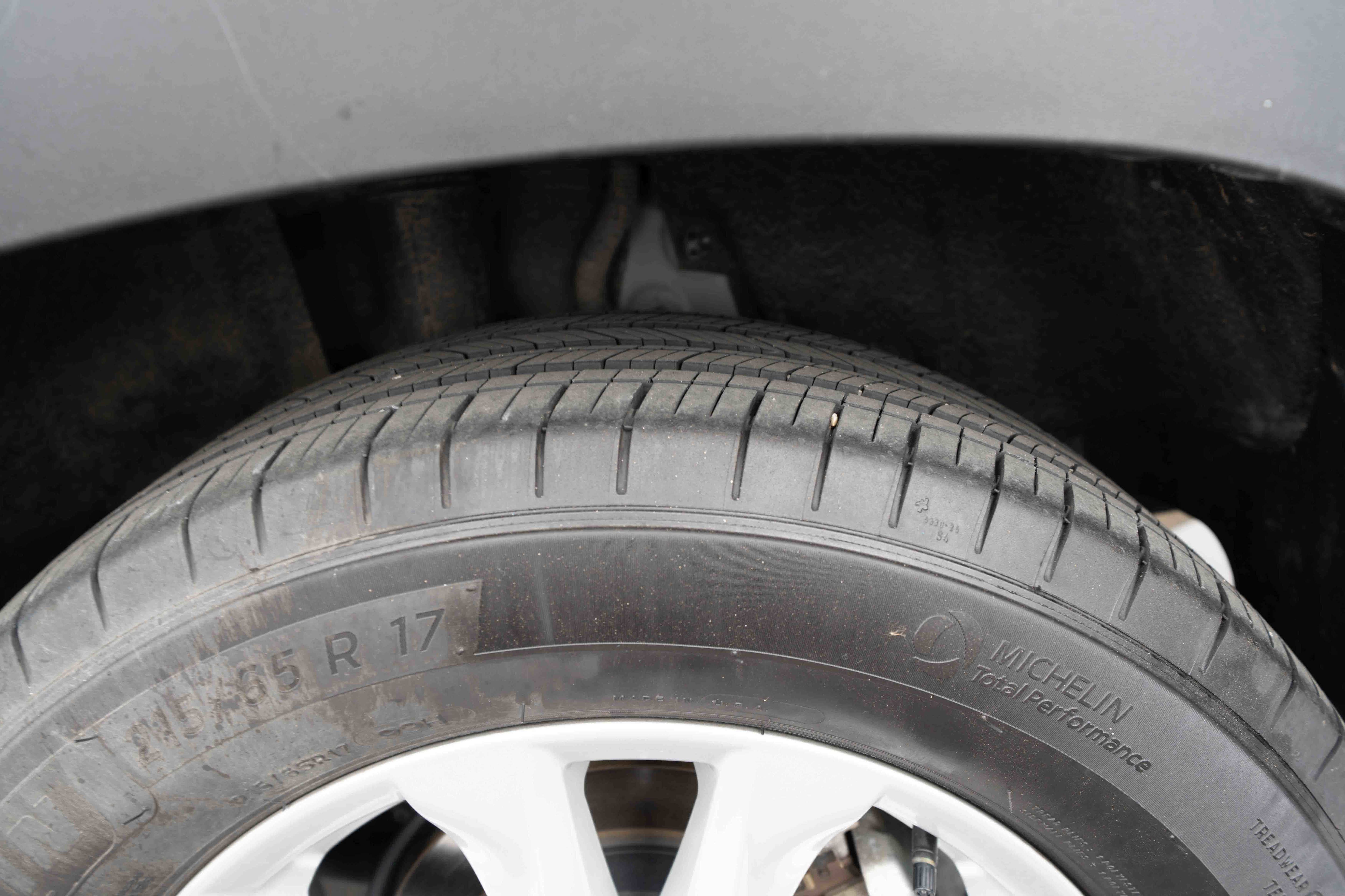 Used 2024 Toyota Corolla Cross LE image 30