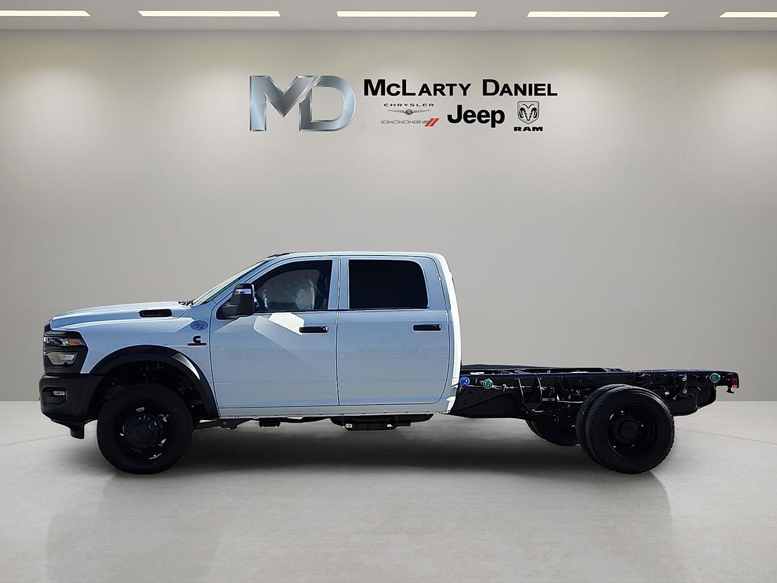 New 2026 RAM 4500 Tradesman AWD/4WD image 3