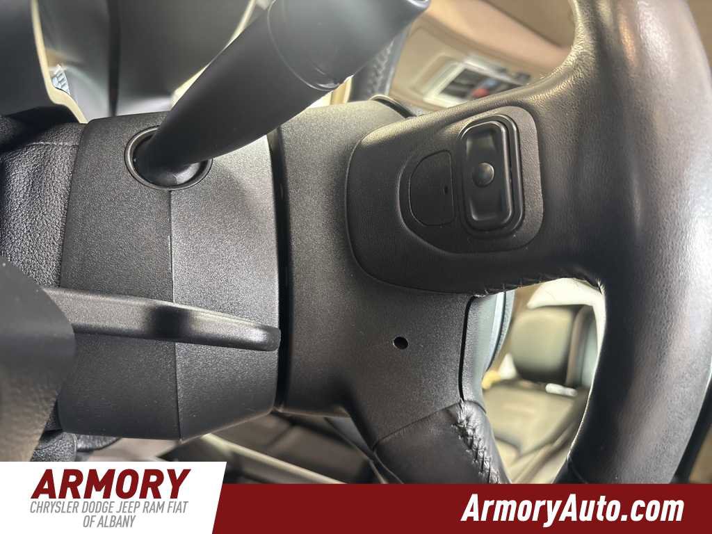 Used 2019 RAM 1500 Laramie image 11