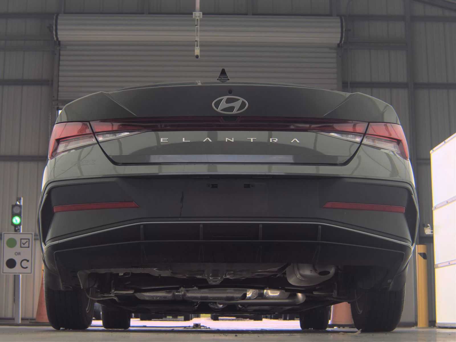 Used 2026 Hyundai Elantra SE FWD image 11