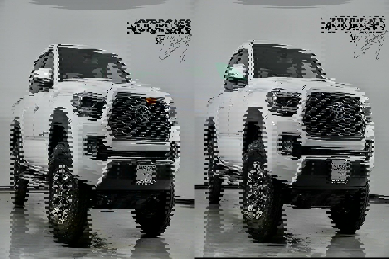 Used 2021 Toyota Tacoma TRD Off-Road image 1