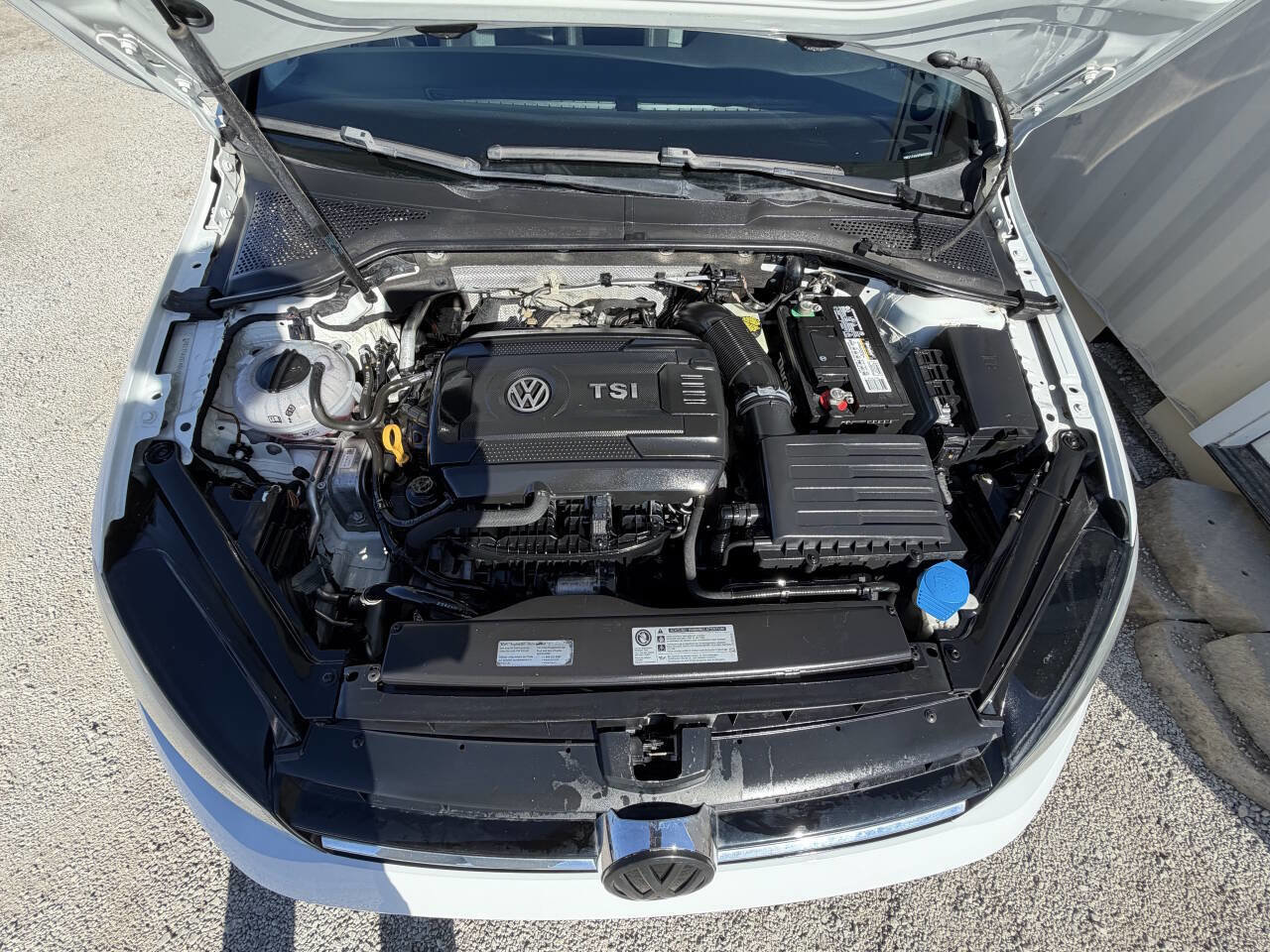 Used 2015 Volkswagen Golf SEL w/ Lighting Package (SEL) image 20